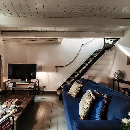 Casa Isola - By Myhomeincomo