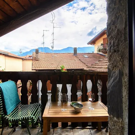 Casa Isola - By Myhomeincomo Holiday home