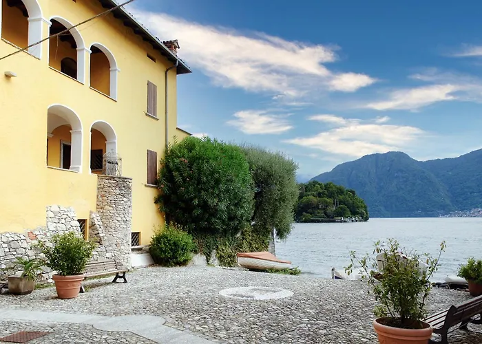 Casa Isola - By Myhomeincomo Nyaraló Sala Comacina