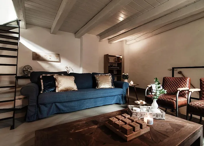 Casa Isola - By Myhomeincomo *