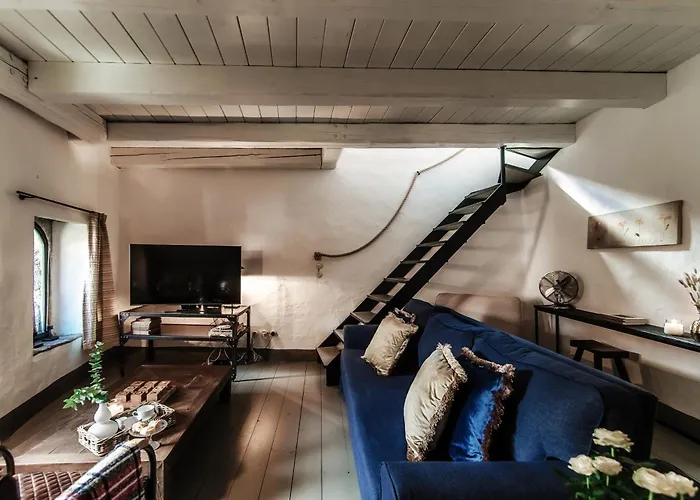 Casa Isola - By Myhomeincomo