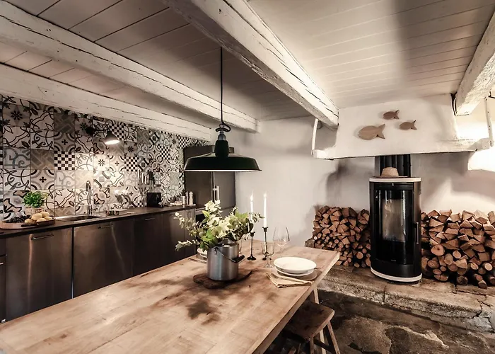 Casa Isola - By Myhomeincomo