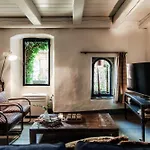 Feriehus Casa Isola - By Myhomeincomo Sala Comacina
