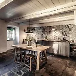 Feriehus Casa Isola - By Myhomeincomo *